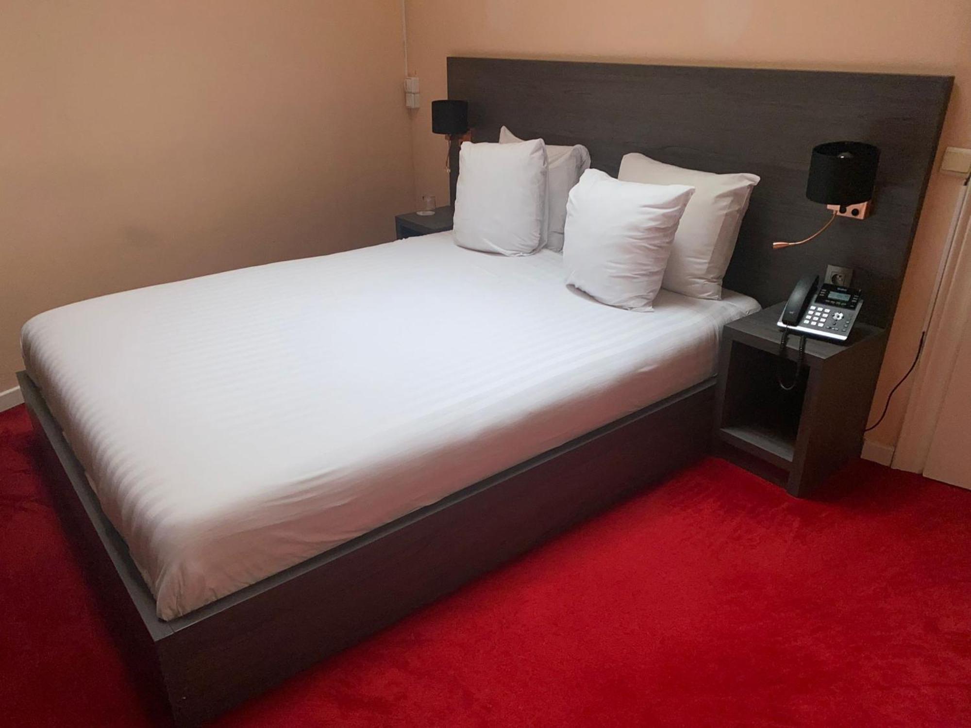 La Bourse Hotel بروكسل الغرفة الصورة